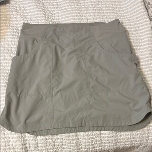 Women's Gray Skirt
